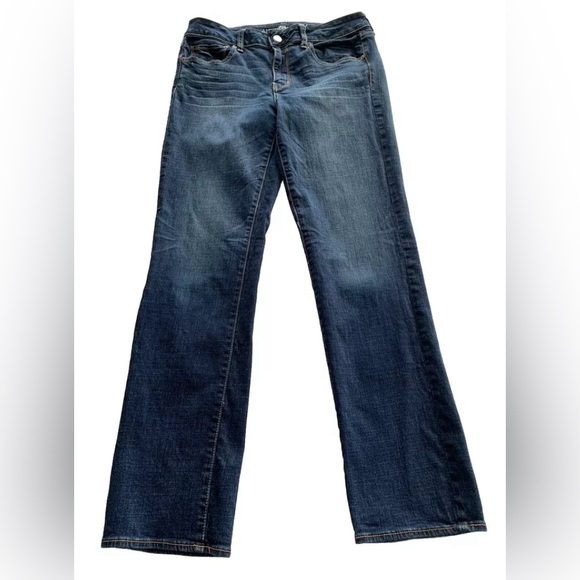 American Eagle Outfitters Woman's Jeans Size 12 Straight Super Stretch - Picture 1 of 16